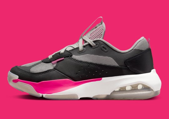 Eye-Catching Pink Animates This Women’s Jordan Air 200E