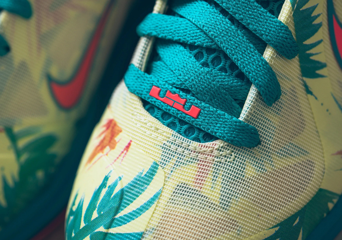 Nike Lebron 9 Low Do9355 300 7.jpg