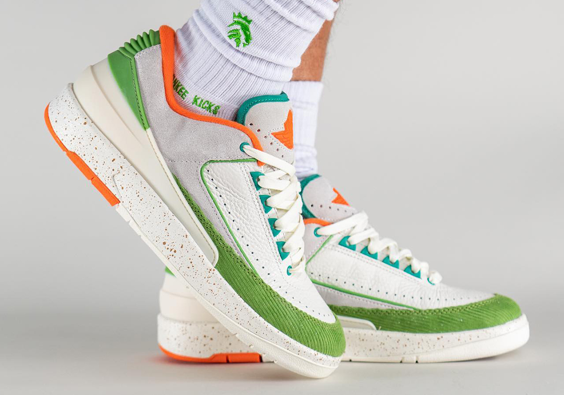 Titan 22 Air Jordan 2 Low 4