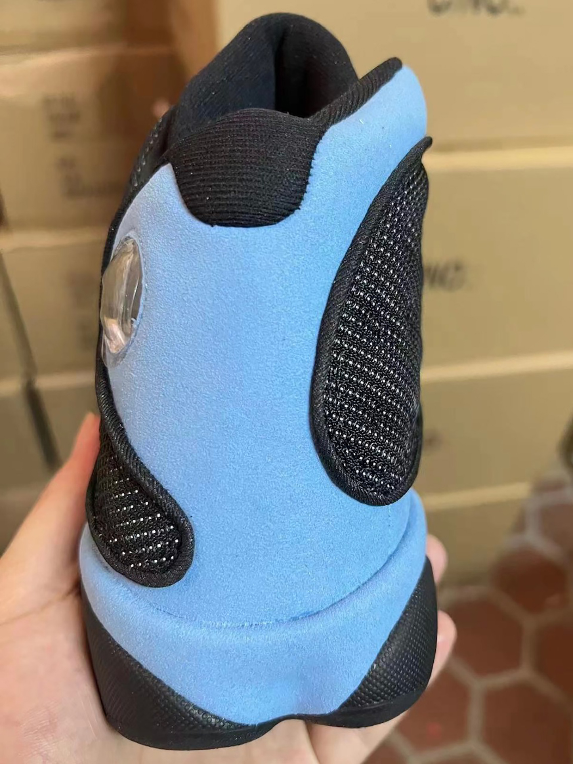 Air Jordan 13 University Blue Black 3