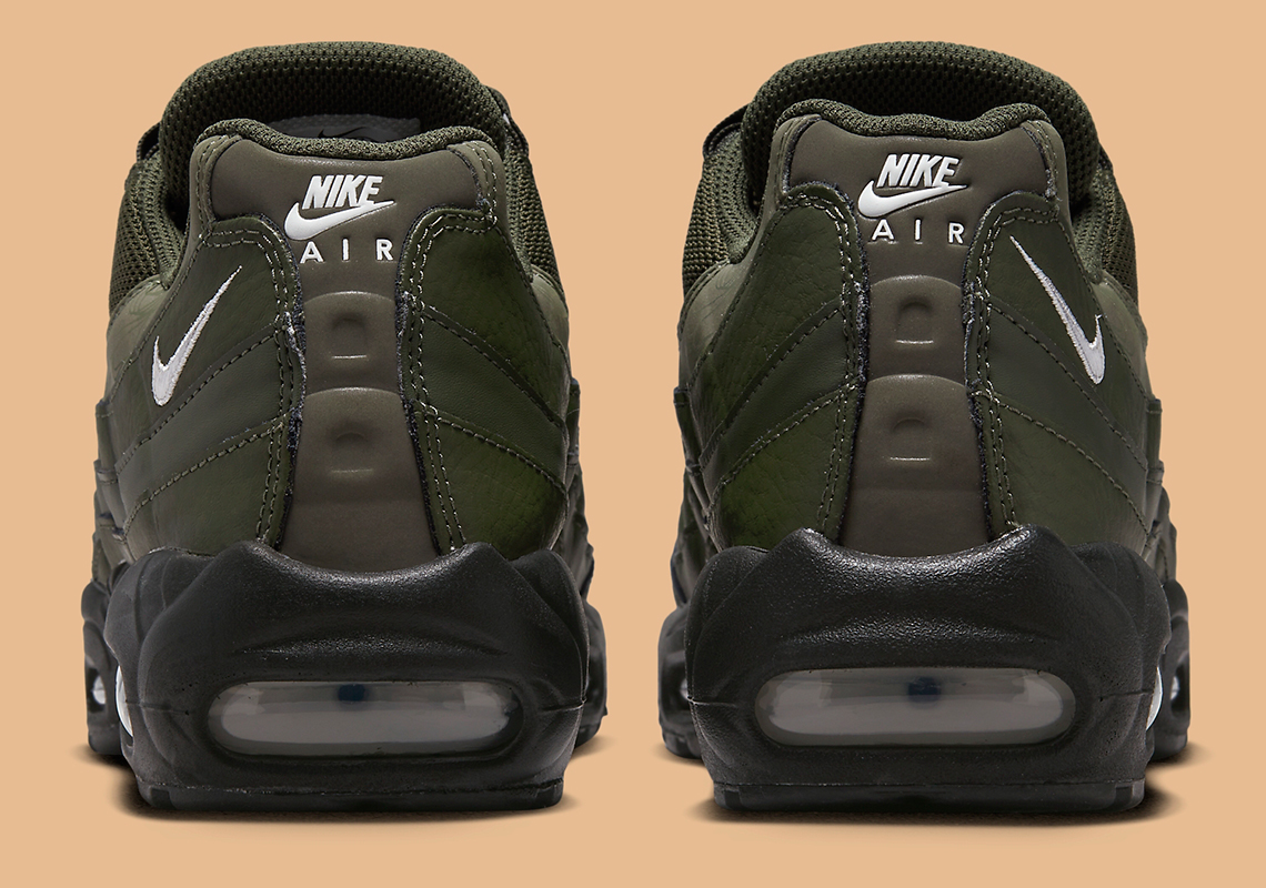 Nike Air Max 95 Olive Reflective Dz4511 300 4