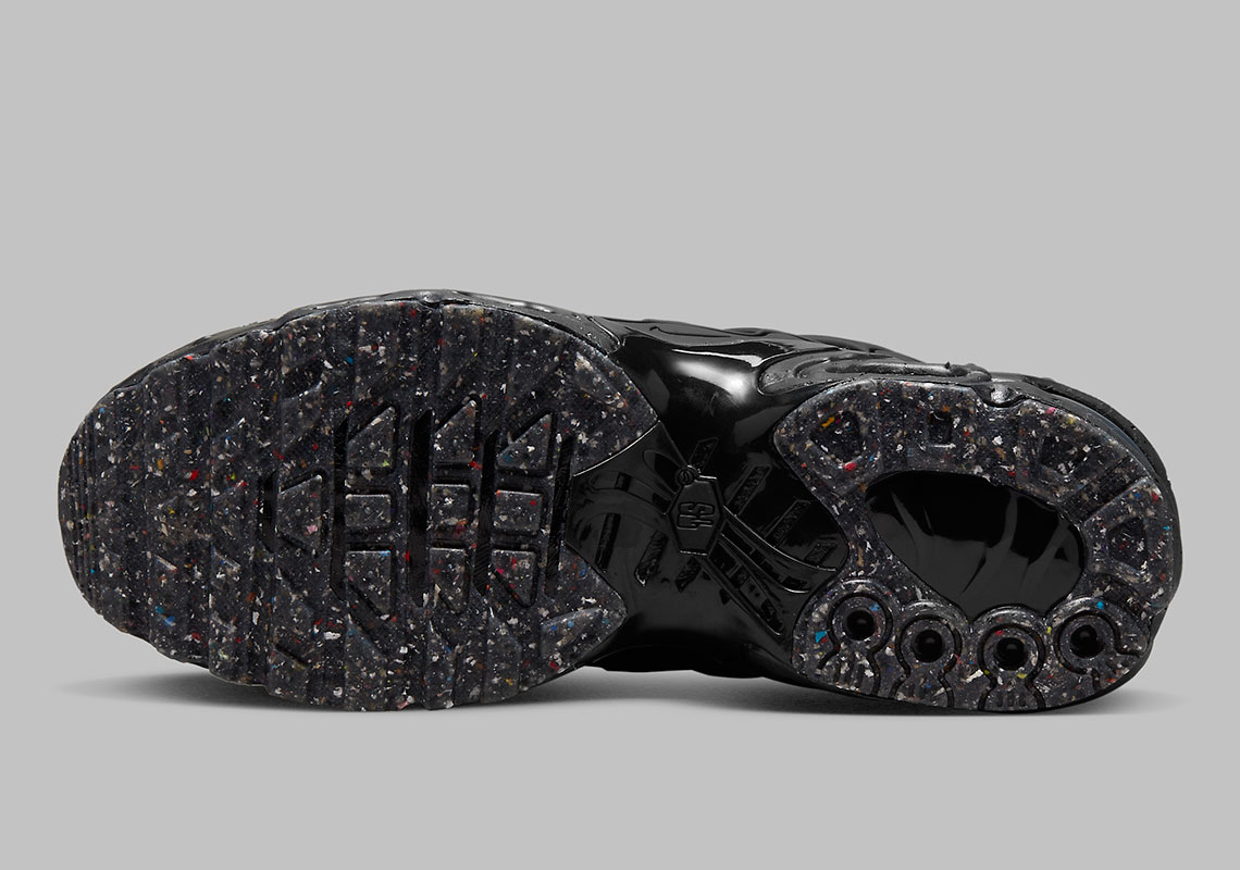 Nike Air Max Terrascape Plus Triple Black Dq3977 001 2