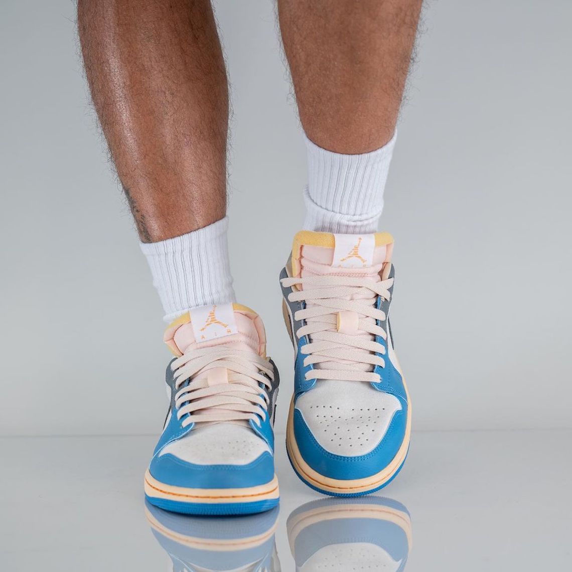 Air Jordan 1 Low Unc Grey Dz376 469 10