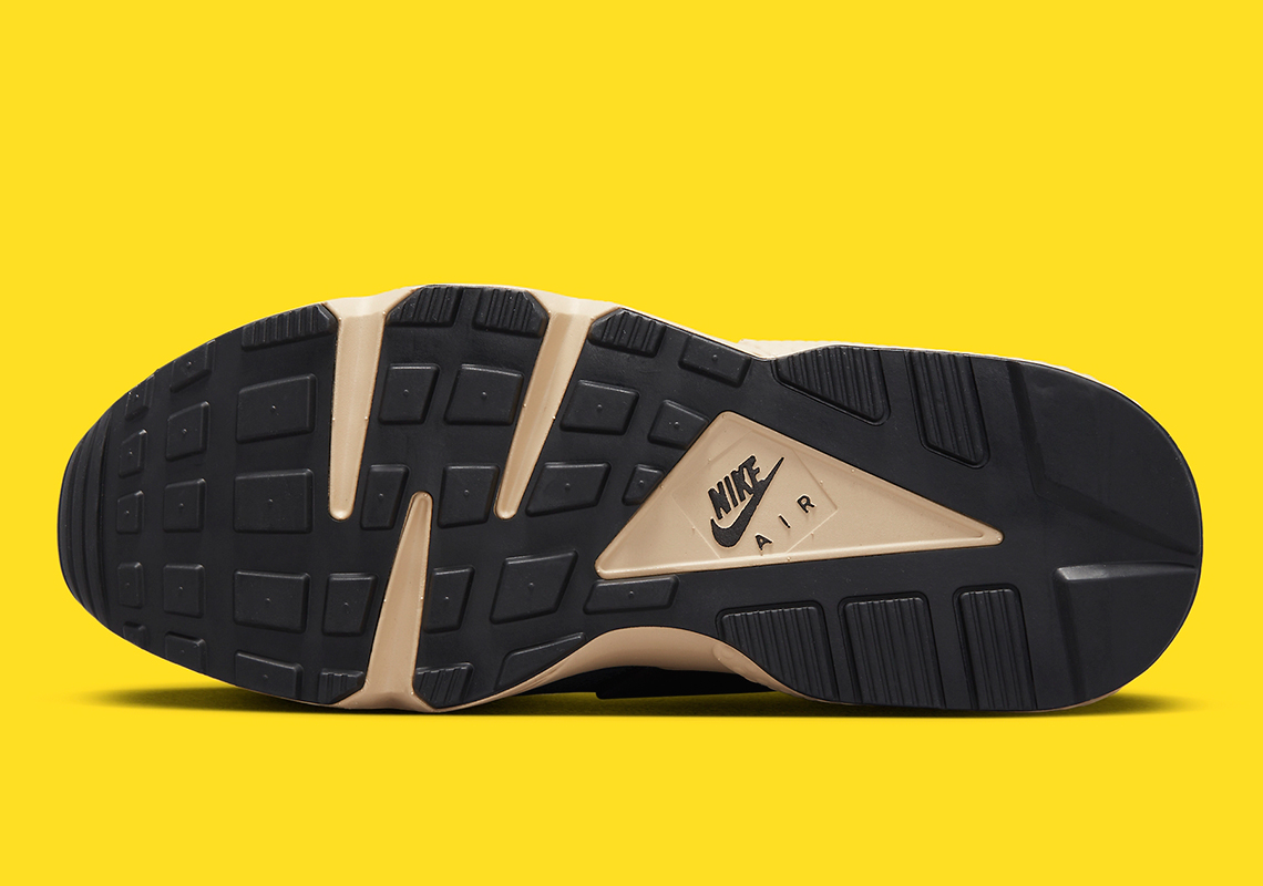 Nike Air Huarache Navy Yellow Dz4852 001 3