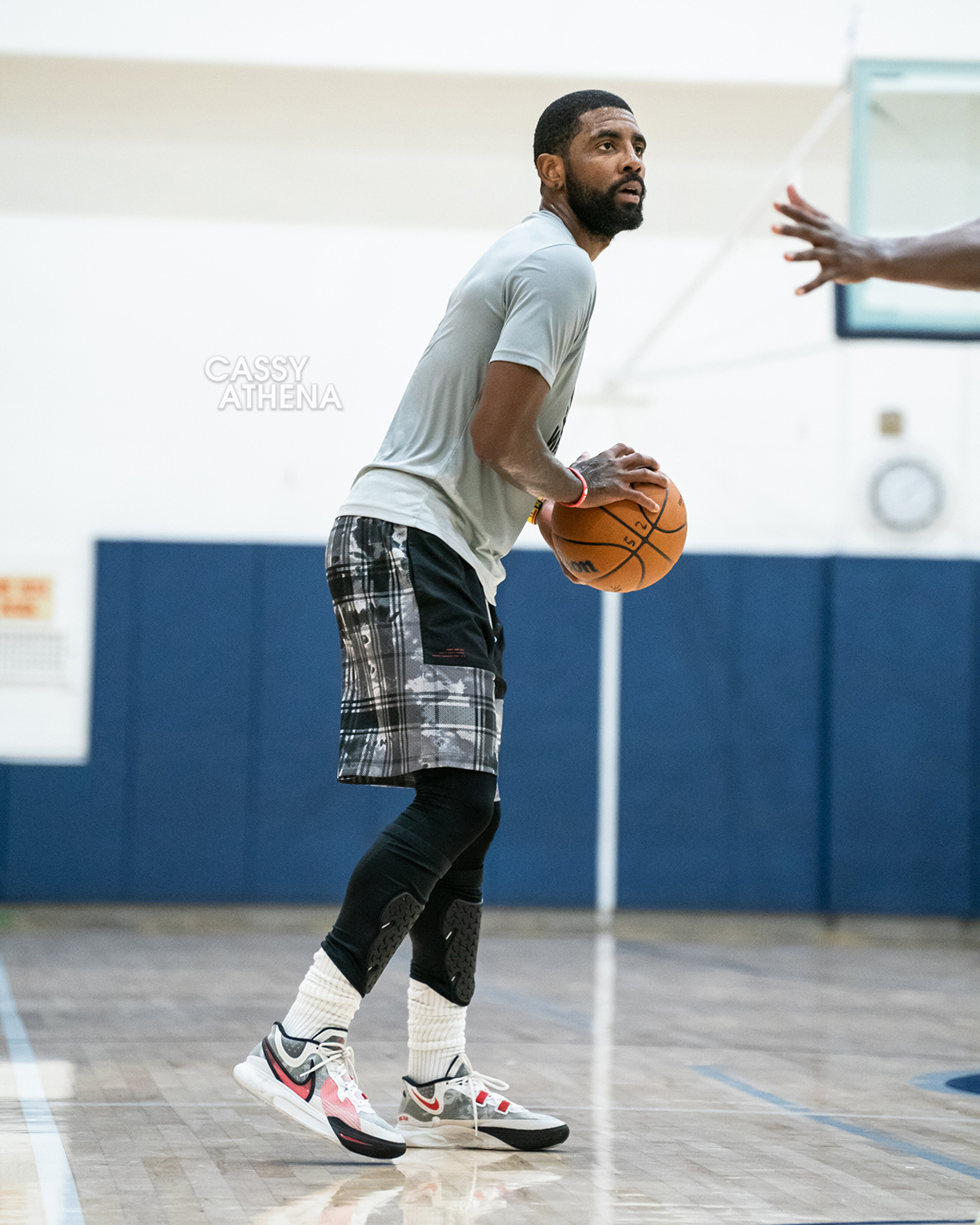 Nike Kyrie 8 Dj6017 100 8