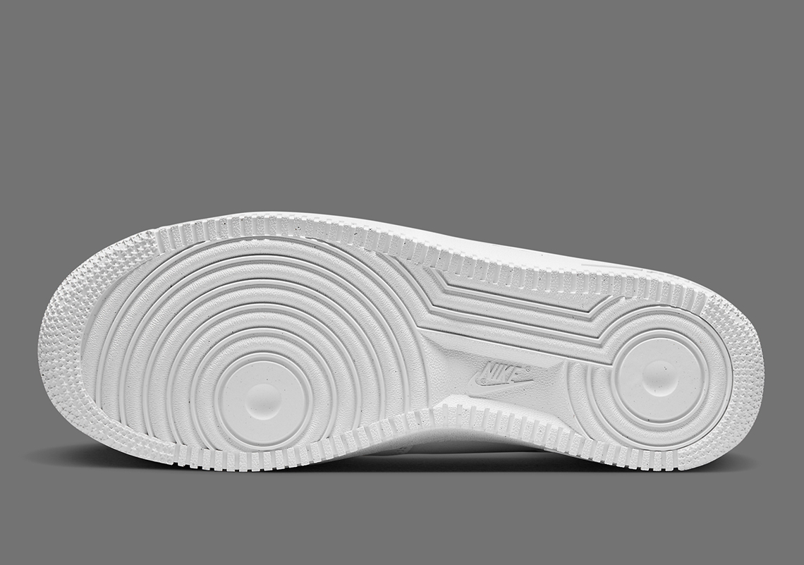 Nike Air Force 1 Spraypaint Swoosh Fd0660 100 8