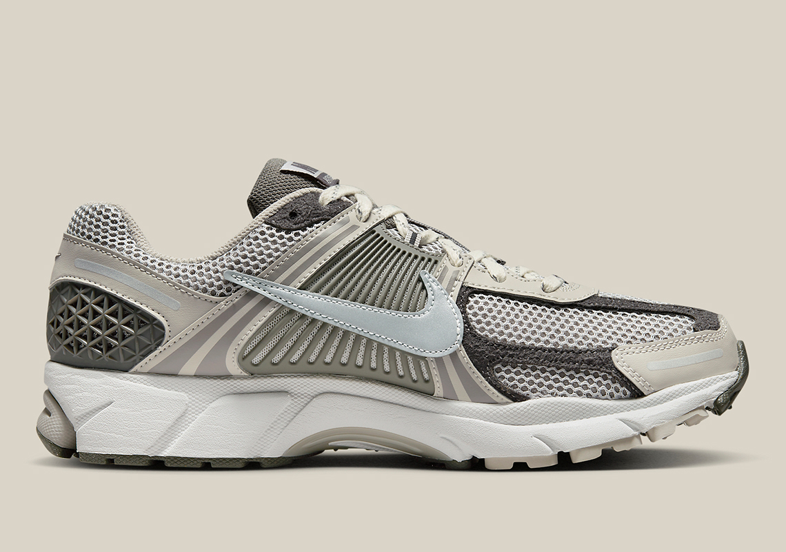 Nike Zoom Vomero 5 Bone Beige Fd0791 012 1