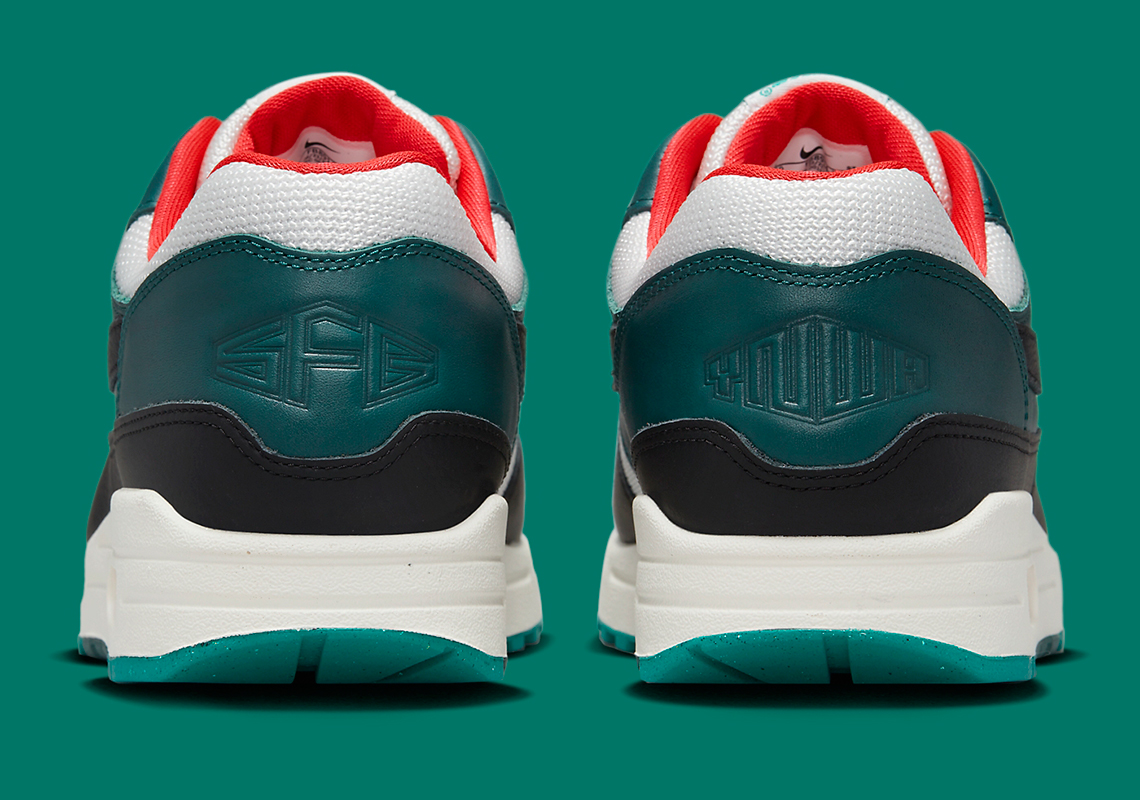 Nike Air Max 1 Liverpool Lebron James Fb8914 100 1