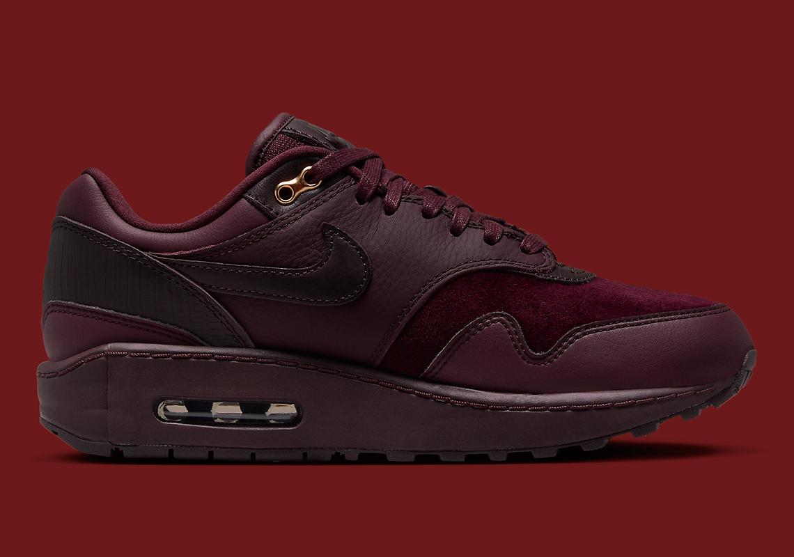 Nike Air Max 1 Womens Burgundy Crush Dv3888 600 7