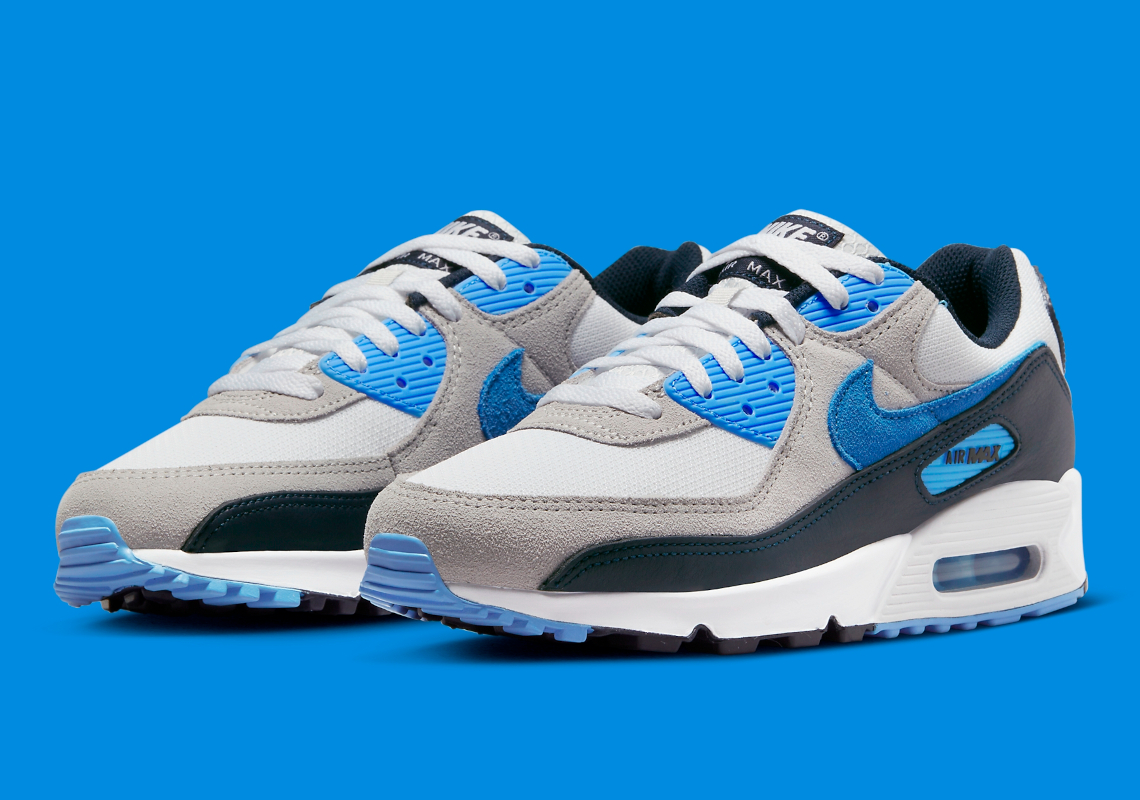 "University Blue" And "Dark Obsidian" Come Together On This Nike Air Max 90