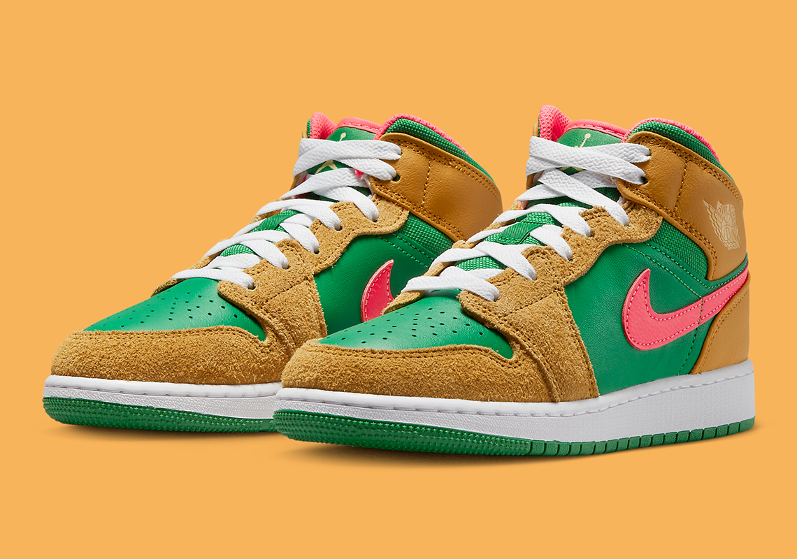 This Air Jordan 1 Mid Resembles The Famed “Powerwall BRS” Colorway