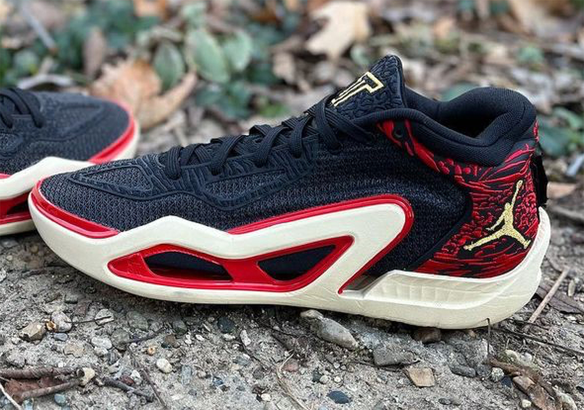 Jordan Jt1 Black Red 0