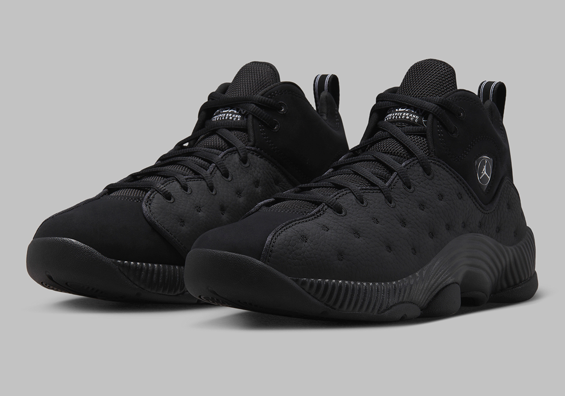 The Jordan Jumpman Team II Prowls In "Black Cat"