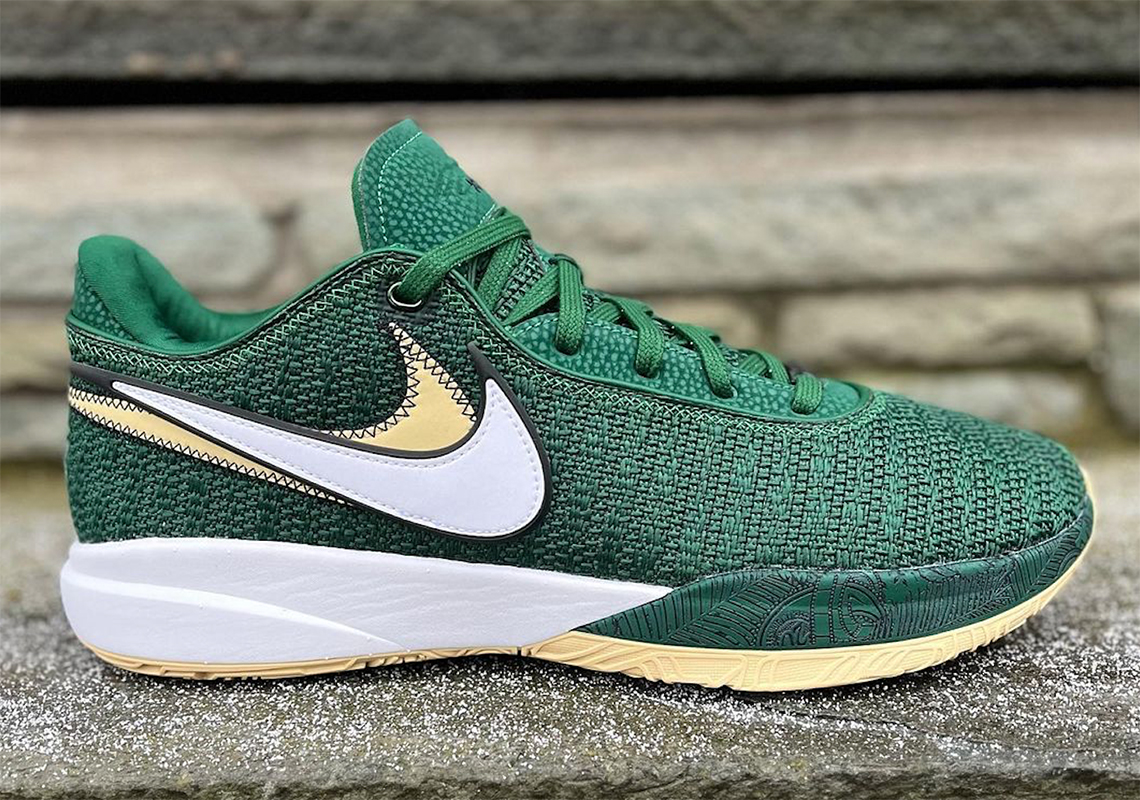 Nike Blesses LeBron James' Alma Mater With A LeBron 20 "SVSM" PE