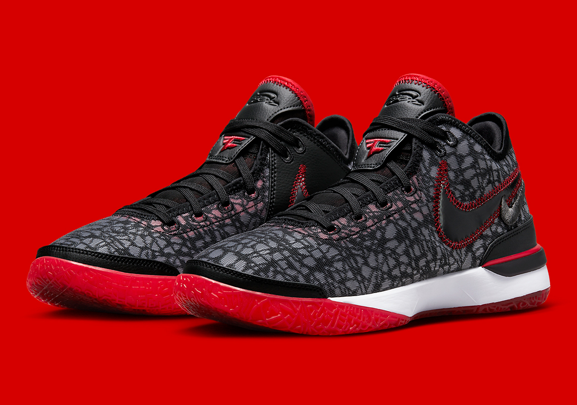 Official Images Of The Faze Clan x Nike LeBron NXXT Gen
