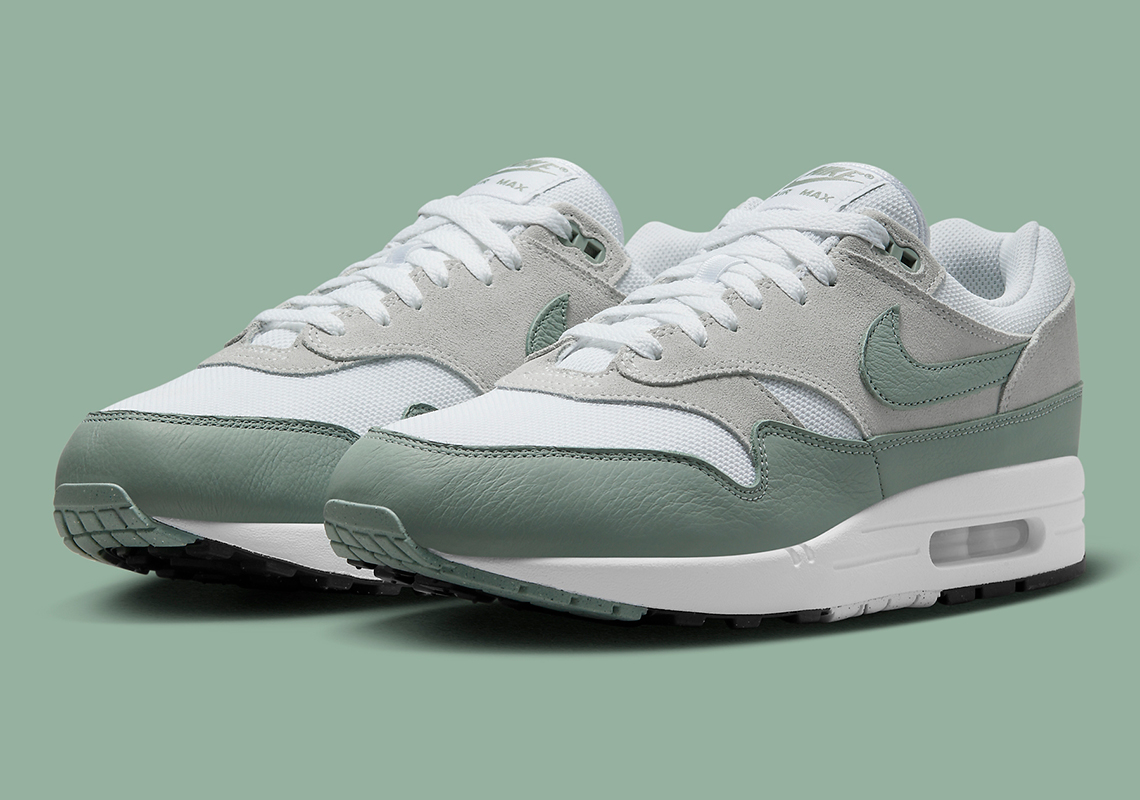 Nike Air Max 1 Mica Green Dz4549 100 3