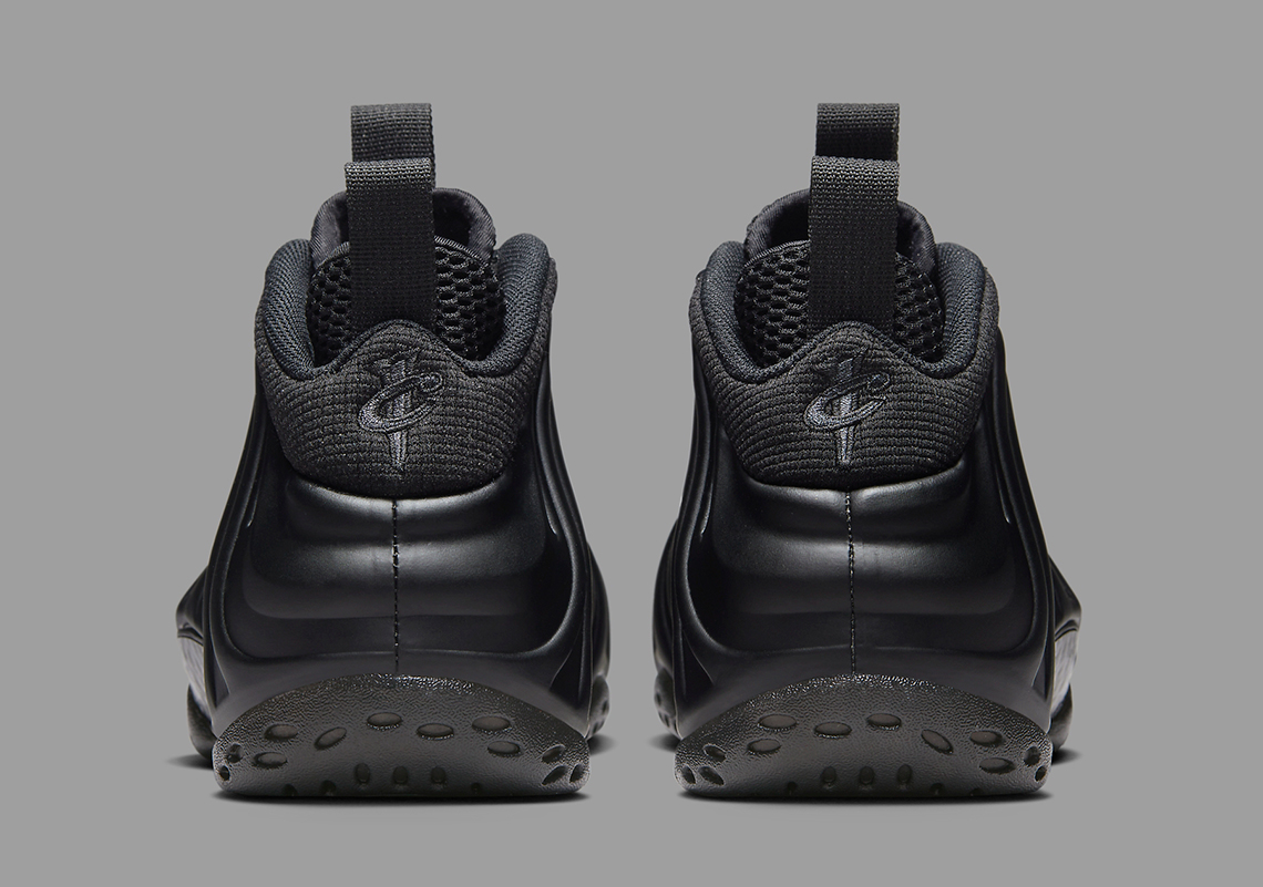 Nike Air Foamposite Anthracite Fd5855 001 5
