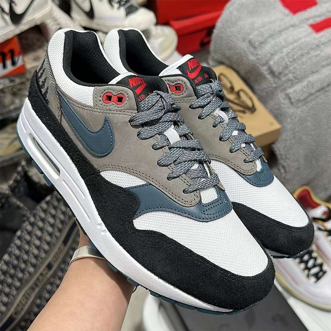 Nike Air Max 1 White Slate Blue Black Soft Grey Fj0698 100 4
