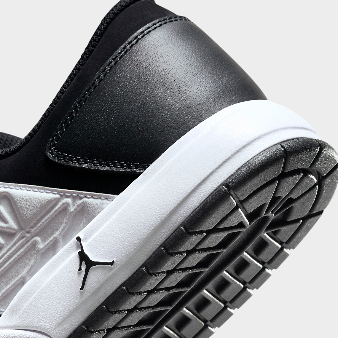 Jordan Nu Retro 1 White Black Dv5141 100 7