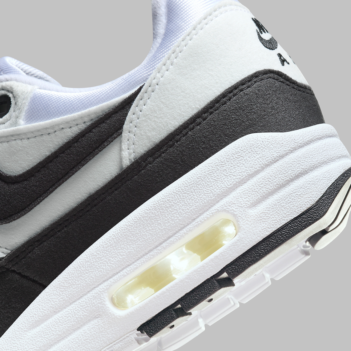 Nike Air Max 1 Womens White Black Panda Dz2628 102 1