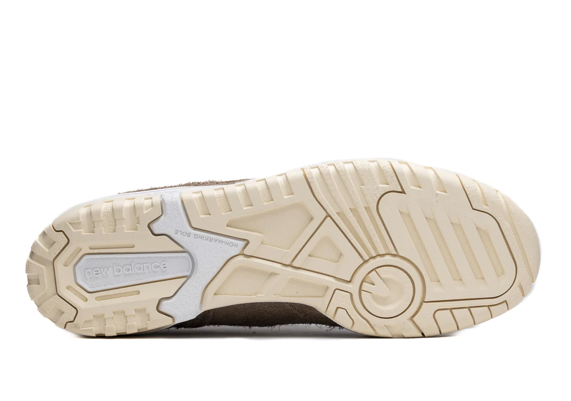 New Balance 550 Mushroom Suede Bb550pha 1