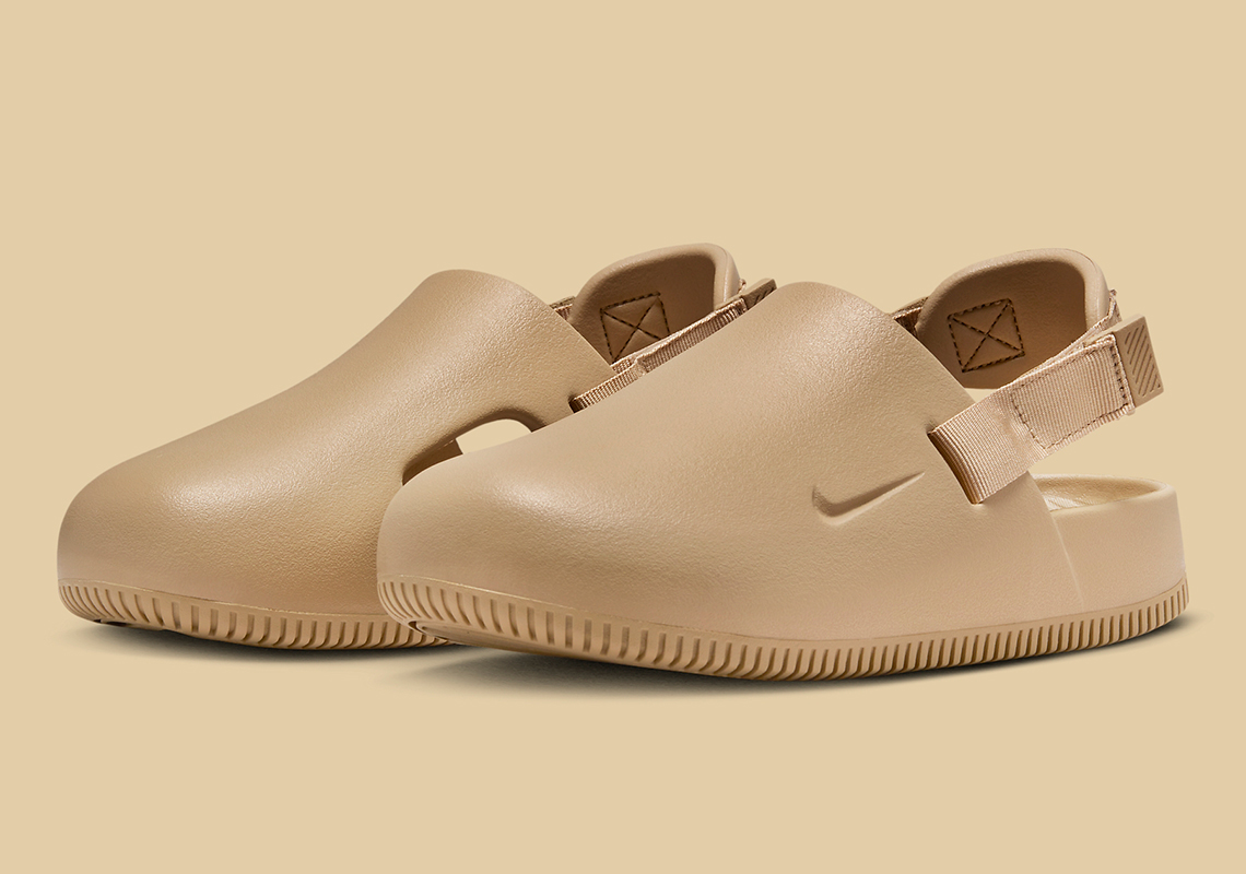 The Nike Calm Mule Gets Cozy In "Sesame"