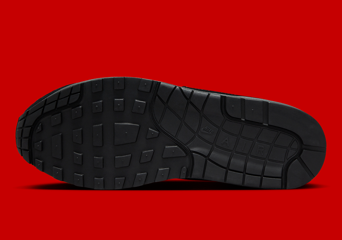 Nike Air Max 1 Black Anthracite Varsity Red 4