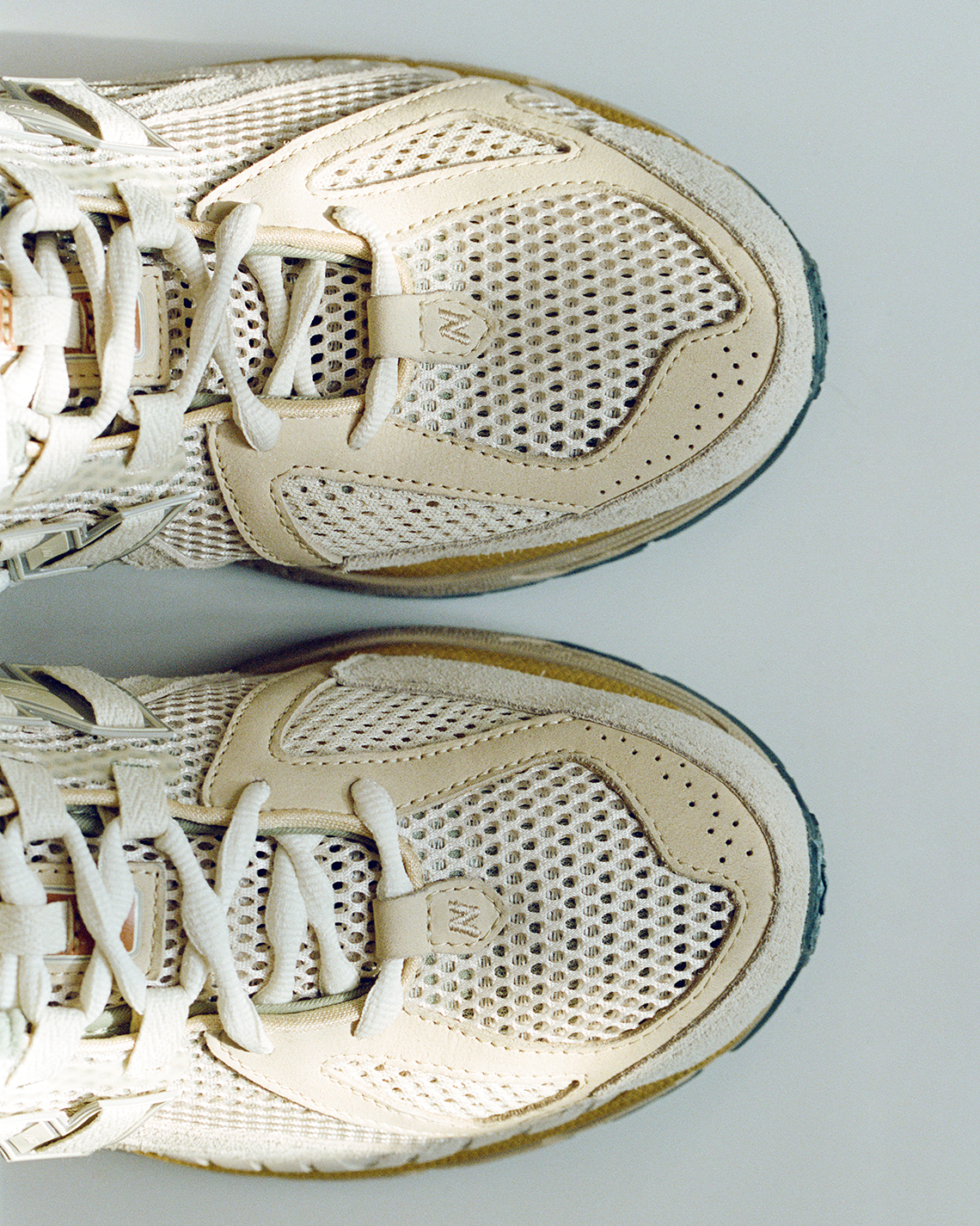 Auralee New Balance 1906r Beige M1906rau 5