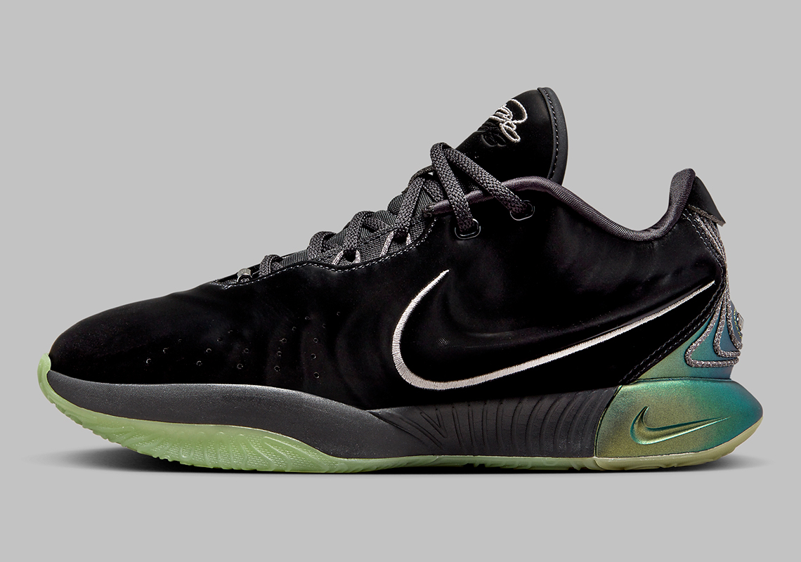 The Nike LeBron 21 “Tahitian” Releases On November 3rd