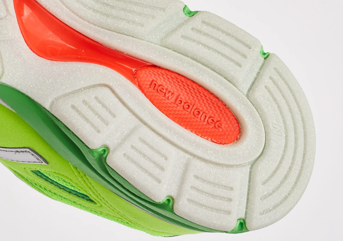 Dtlr New Balance 990v4 Festive Gs Gc990dx4 5.jpg