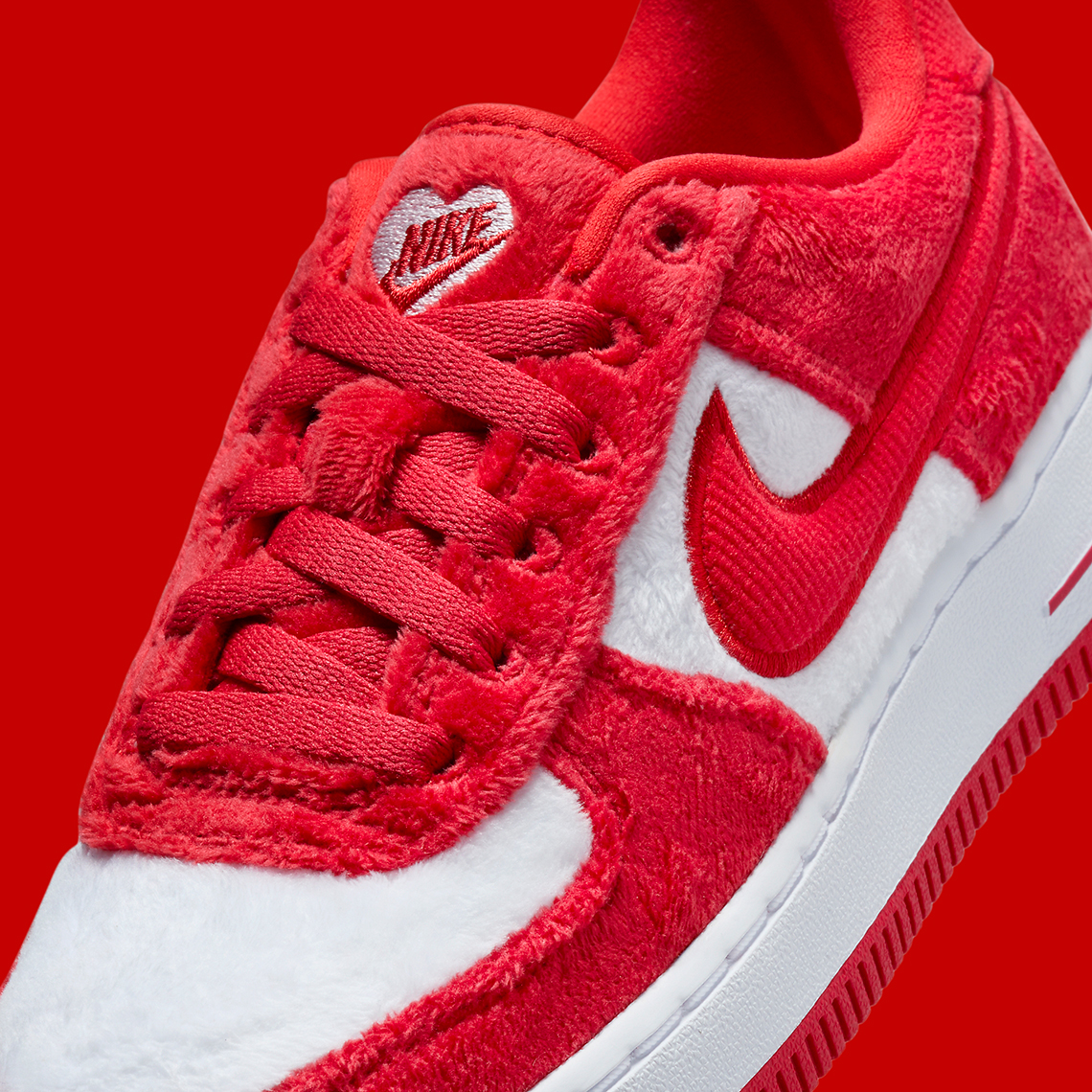 Nike Air Force 1 Low Valentines Day 2024 10
