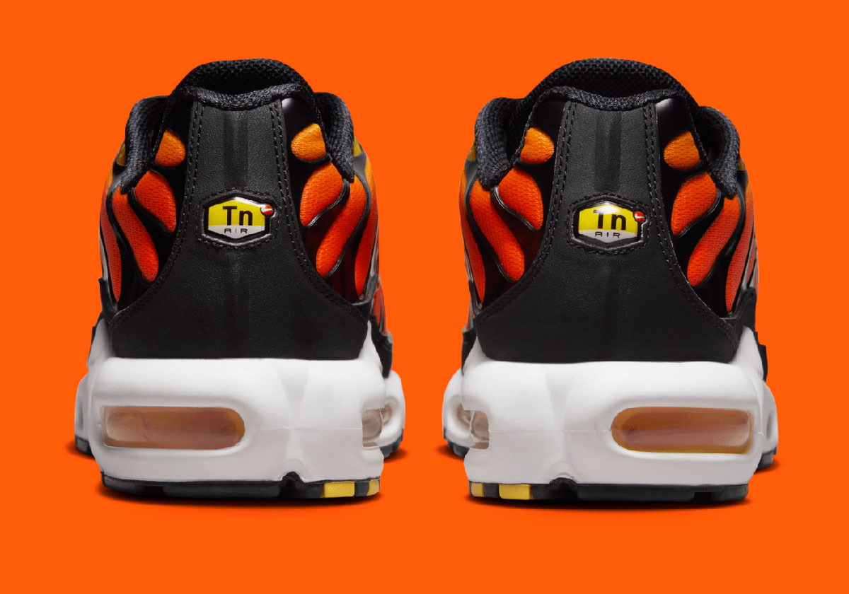 Nike Air Max Plus Sunset Pimento Hf0552 001 Release Date 2