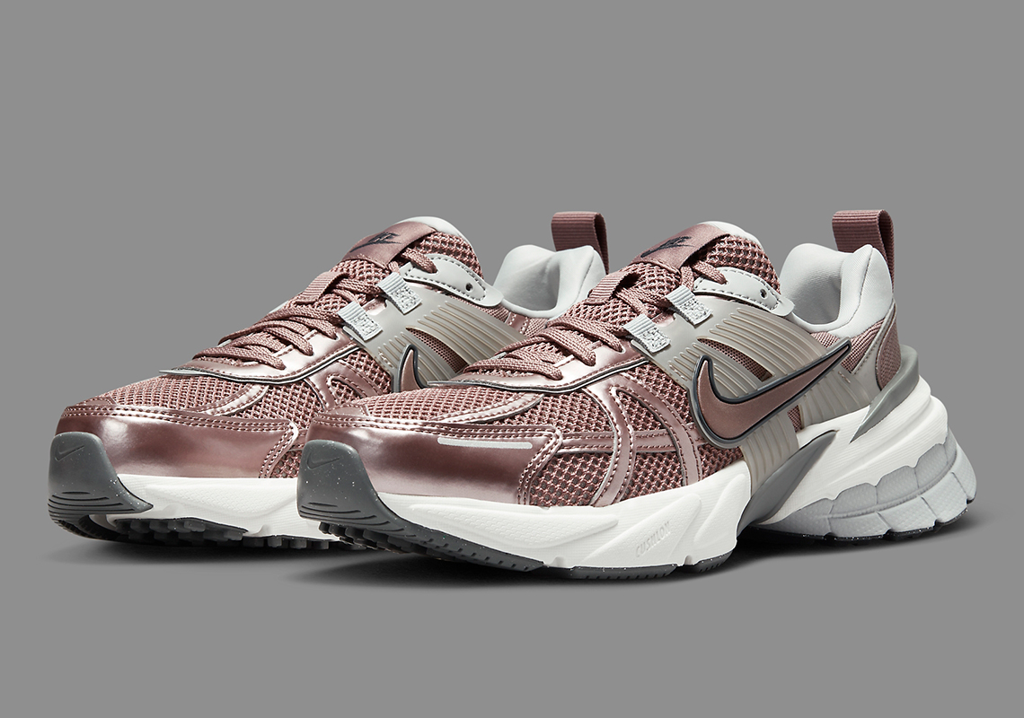A “Plum Eclipse” Dawns On The Nike V2K Run