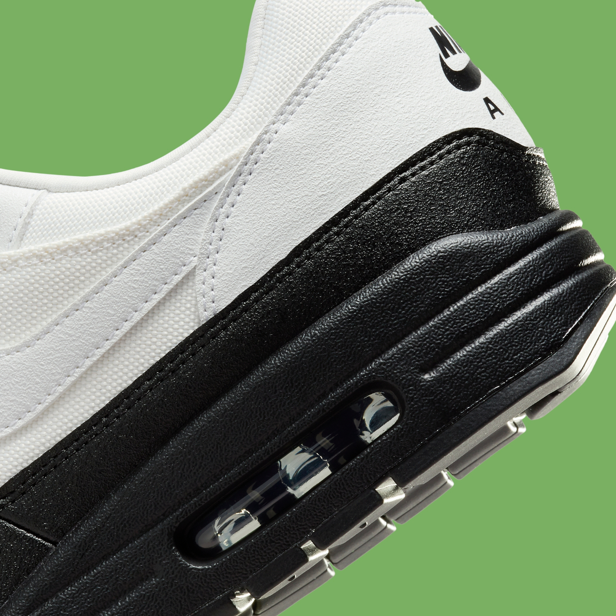 Nike Air Max 1 White Black Chlorophyll 2024 3