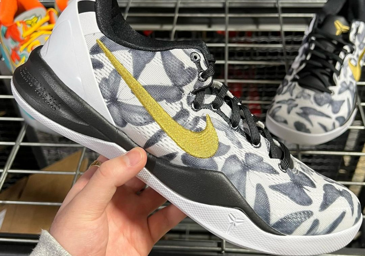 First Look: Nike Kobe 8 Protro "Mambacita"