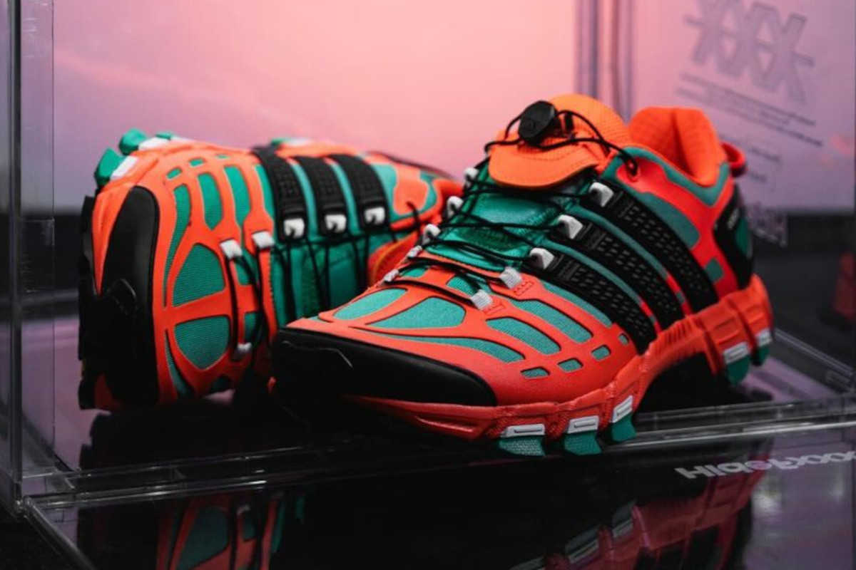 Adidas Adistar Raven 3 2024 Retro 13
