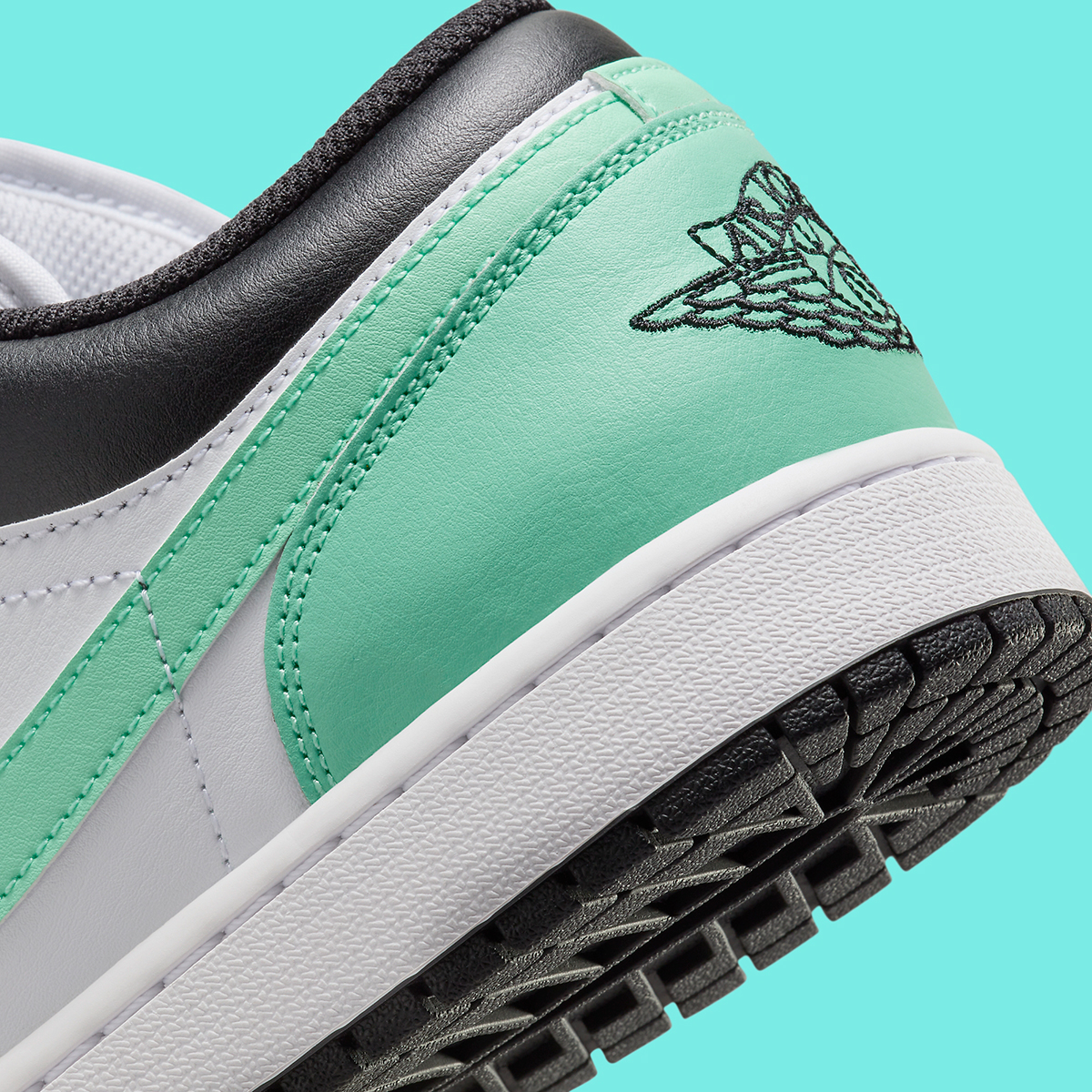 Air Jordan 1 Low Green Glow 553558 131 1