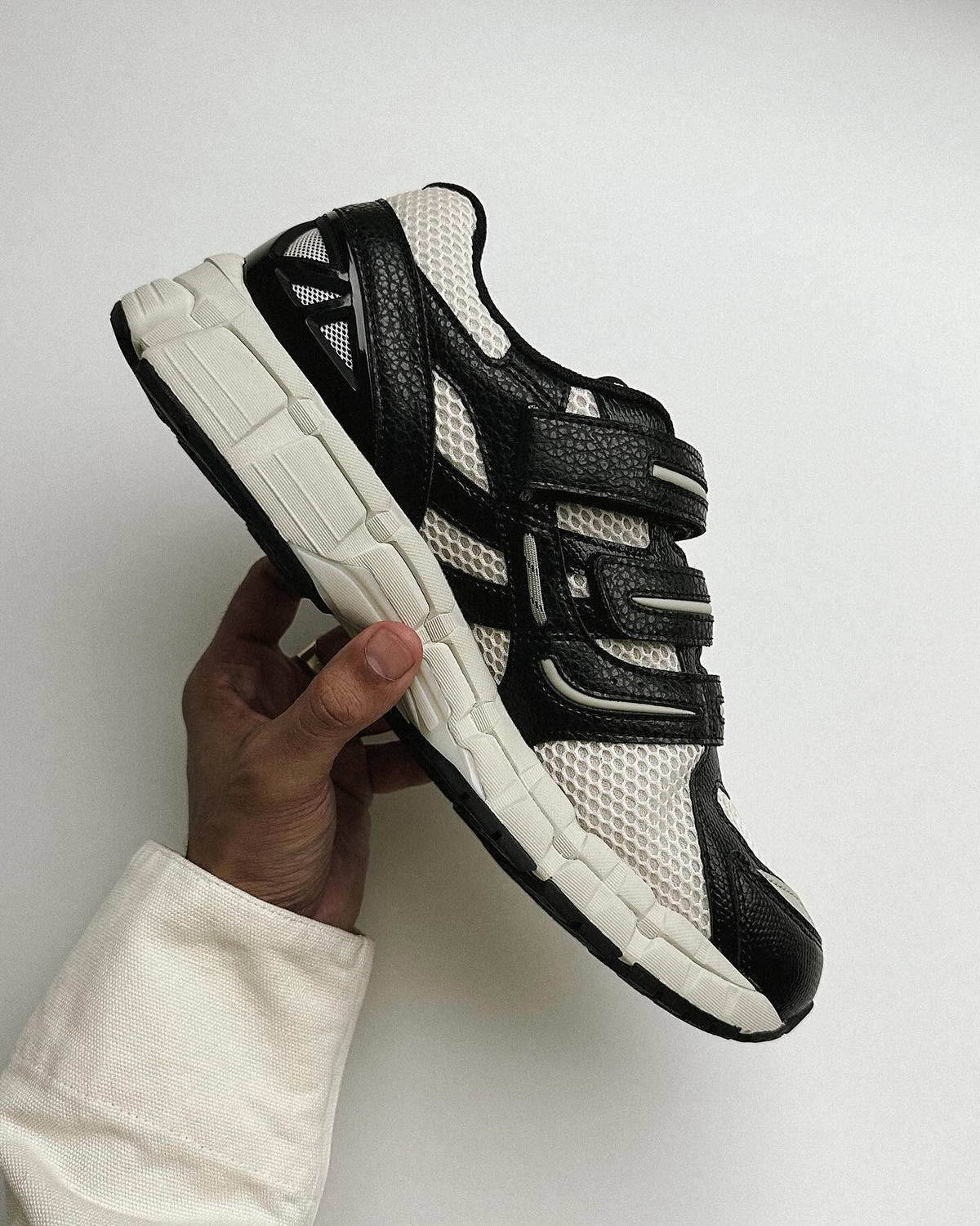 Hal Studios Asics Gel Kayano 20 4