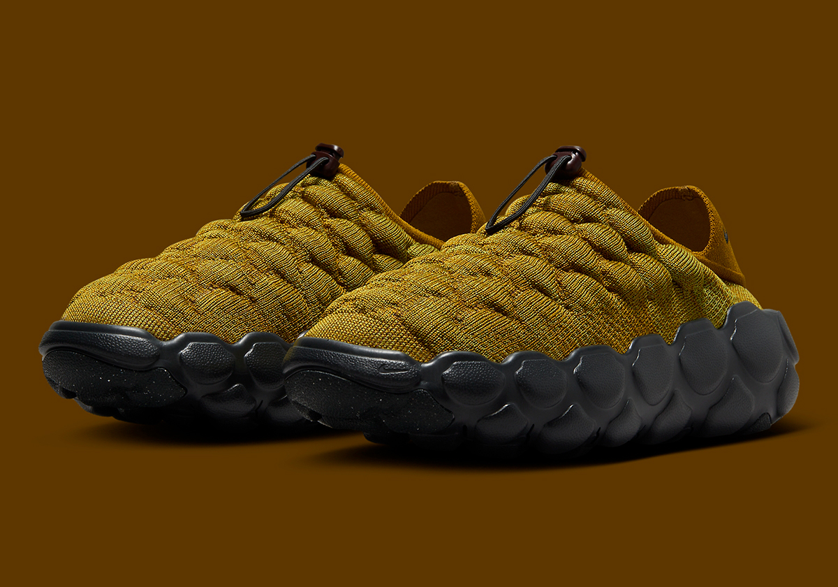 The Upcoming Nike Flyknit Haven Emerges In “Bronzine” Colorway