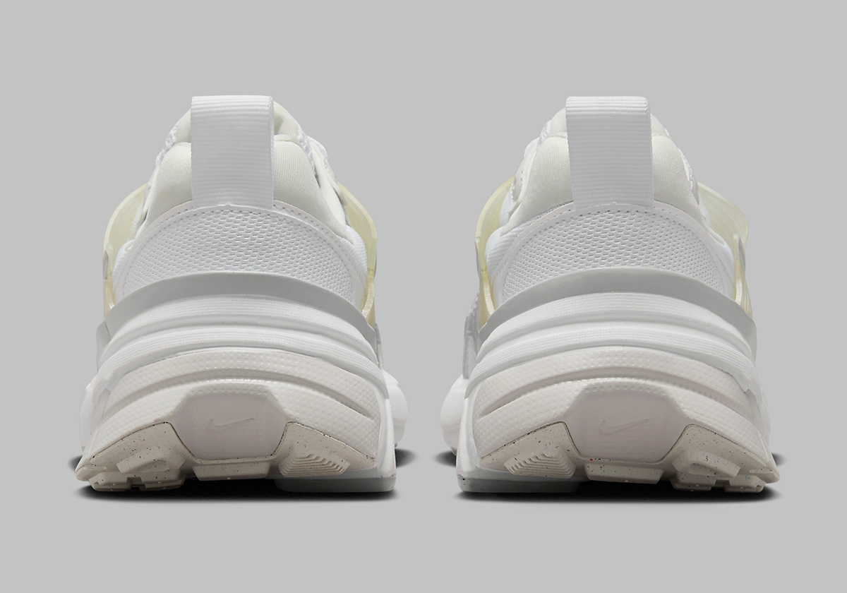 Nike V2k Run Metallic Silver White Fd0736 104 1