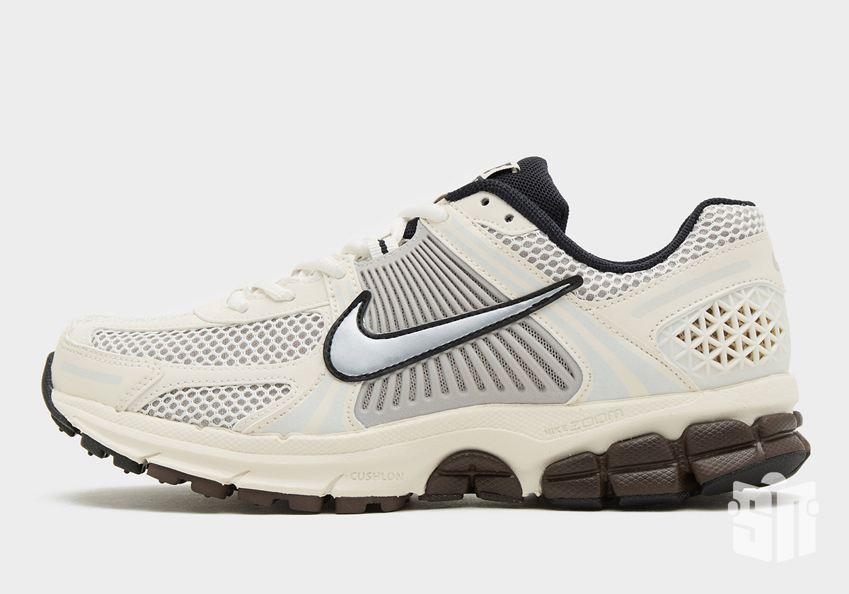 Nike Zoom Vomero 5 Sail Brown 1