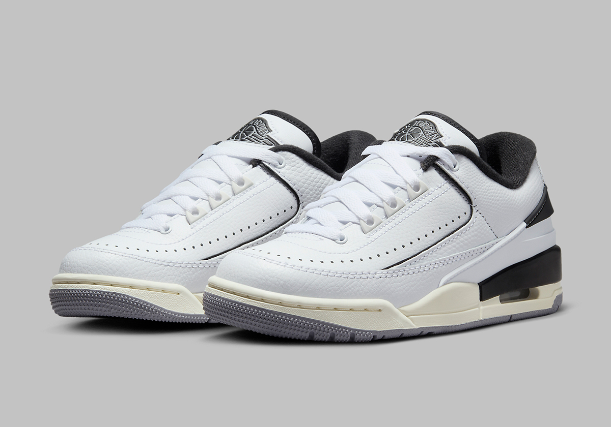 Official Images Of The Jordan 2/3 “White/Black”