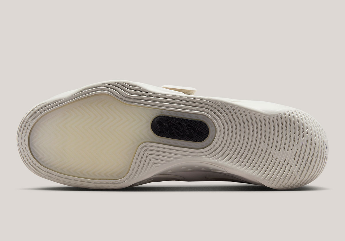 Jordan Zion 3 Se Light Bone Fn1714 040 8