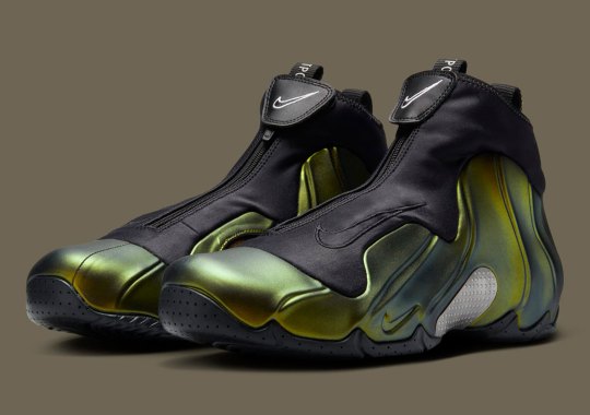 Nike Air Flightposite One “Metallic Gold” Is Available Now