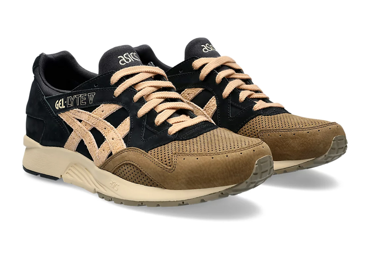 The ASICS GEL-Lyte V Dresses Up In "Pepper/Black"