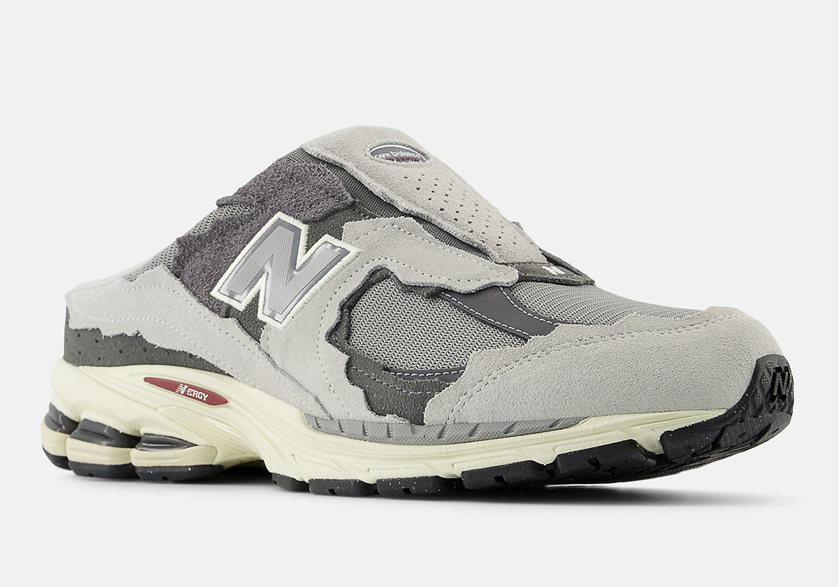 New Balance M2002na 5
