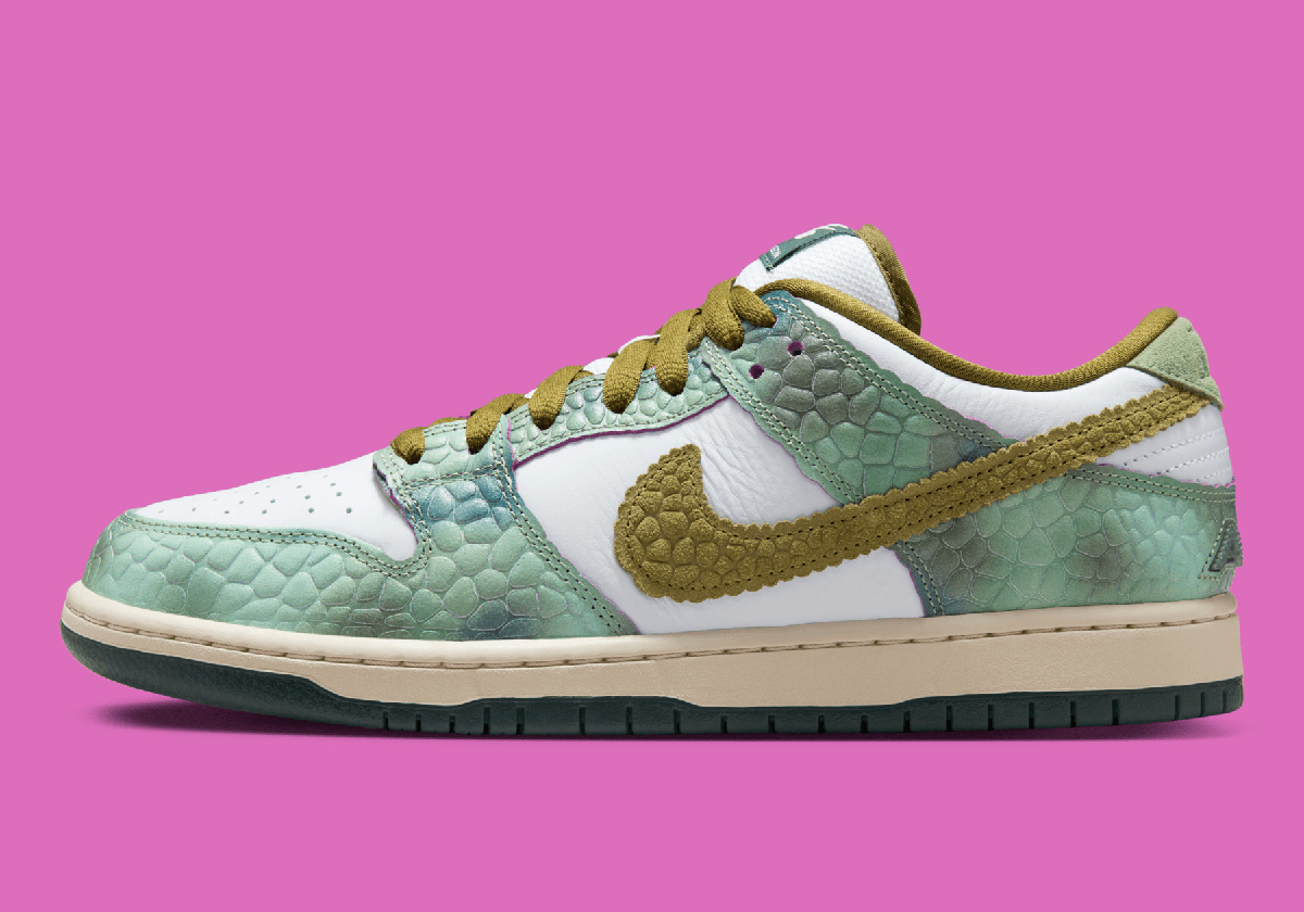 Alexis Sablone Nike Sb Dunk Low Hj3386 300 3