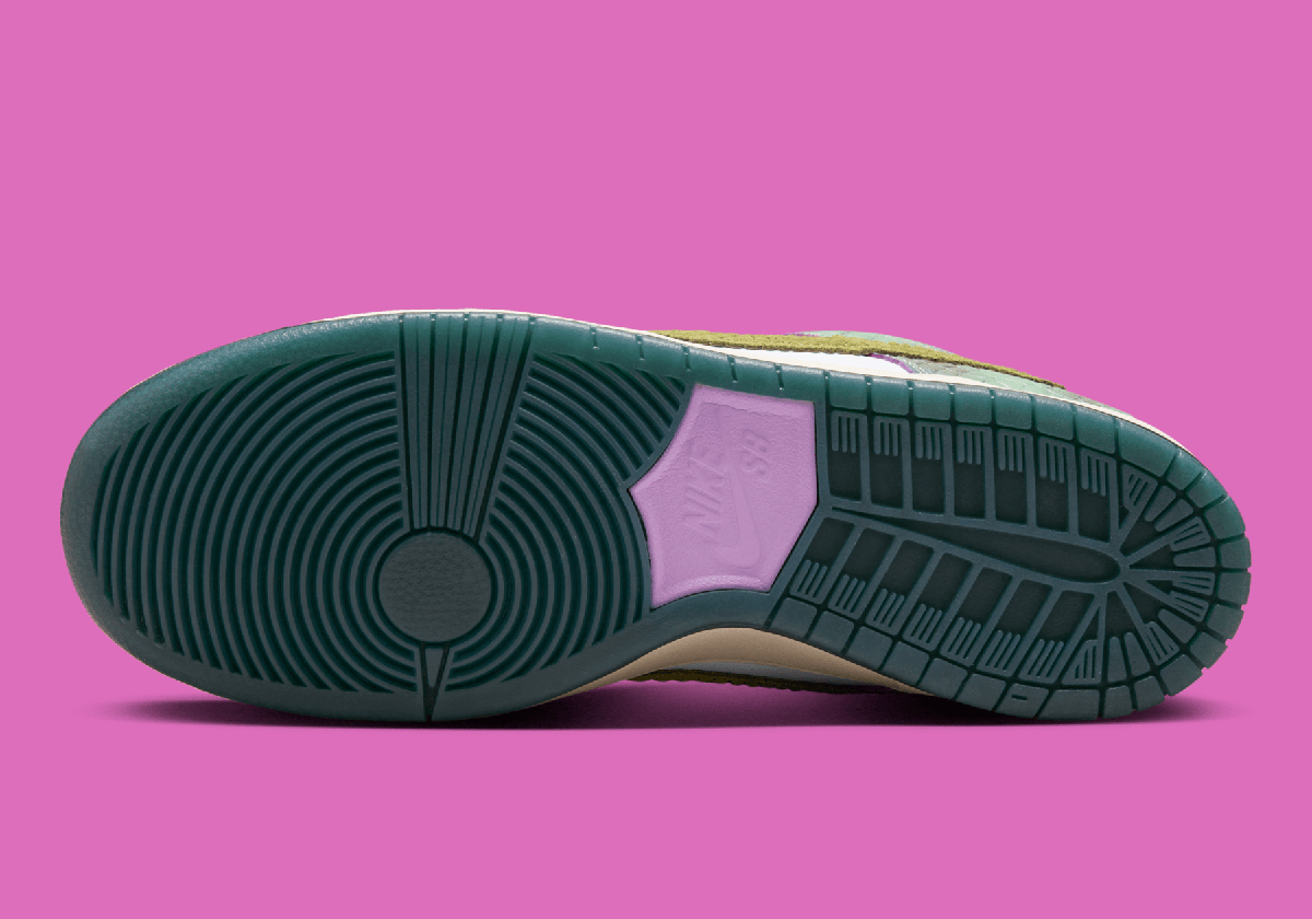 Alexis Sablone Nike Sb Dunk Low Hj3386 300 8