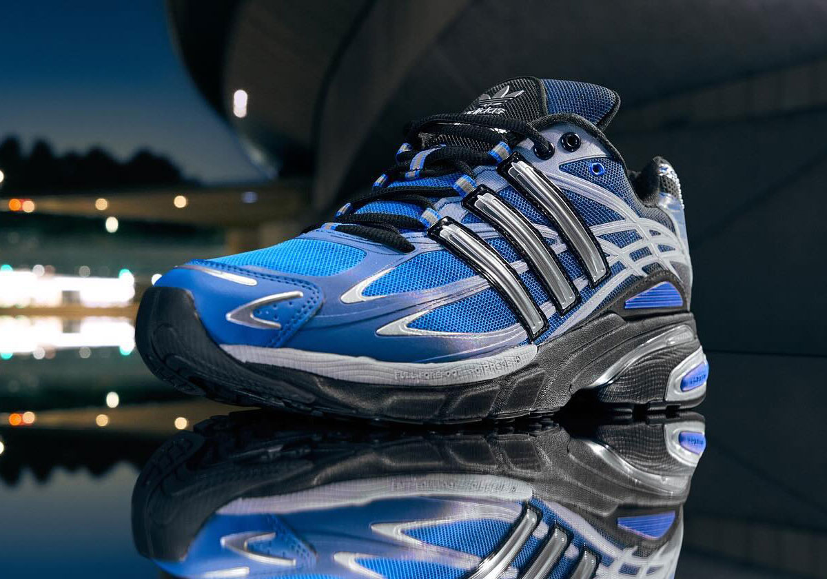 atmos Brings Tokyo “Twilight” To The adidas adiStar Cushion 3