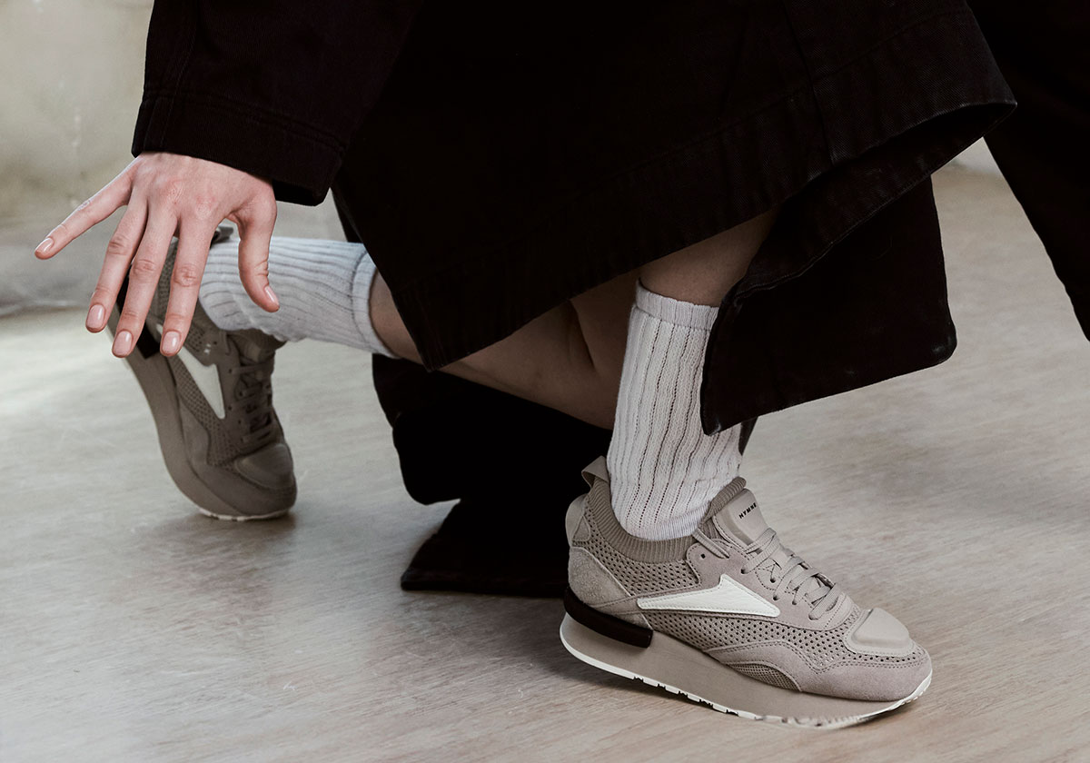Hymne Reebok Classic Nylon Release Date 2